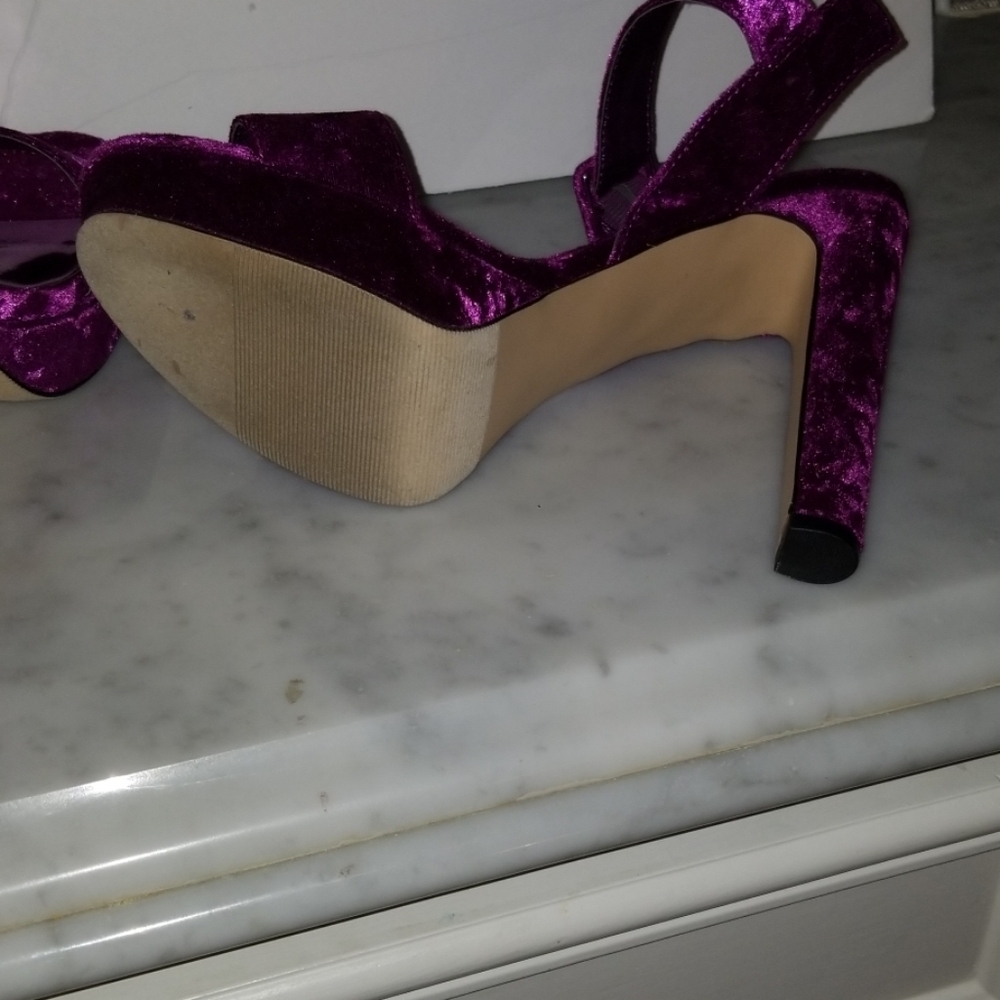 Velvet Sandals - Picture 3 of 3